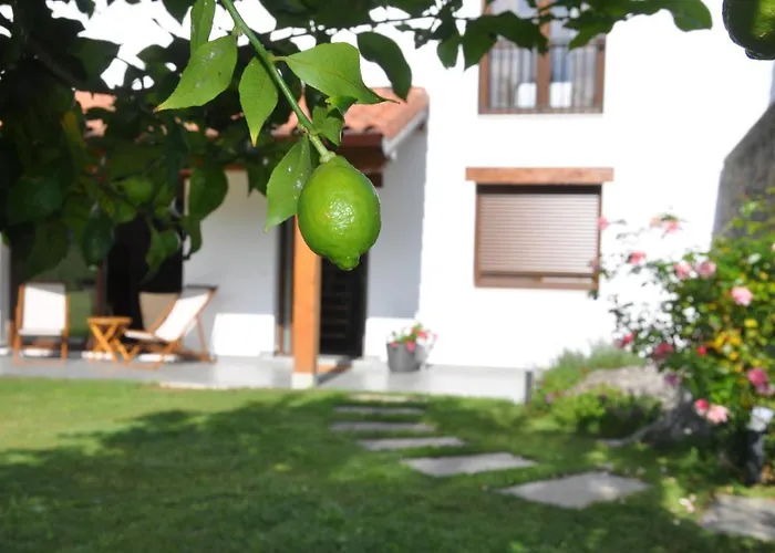Mazarredonda Holiday home San Pantaleon de Aras